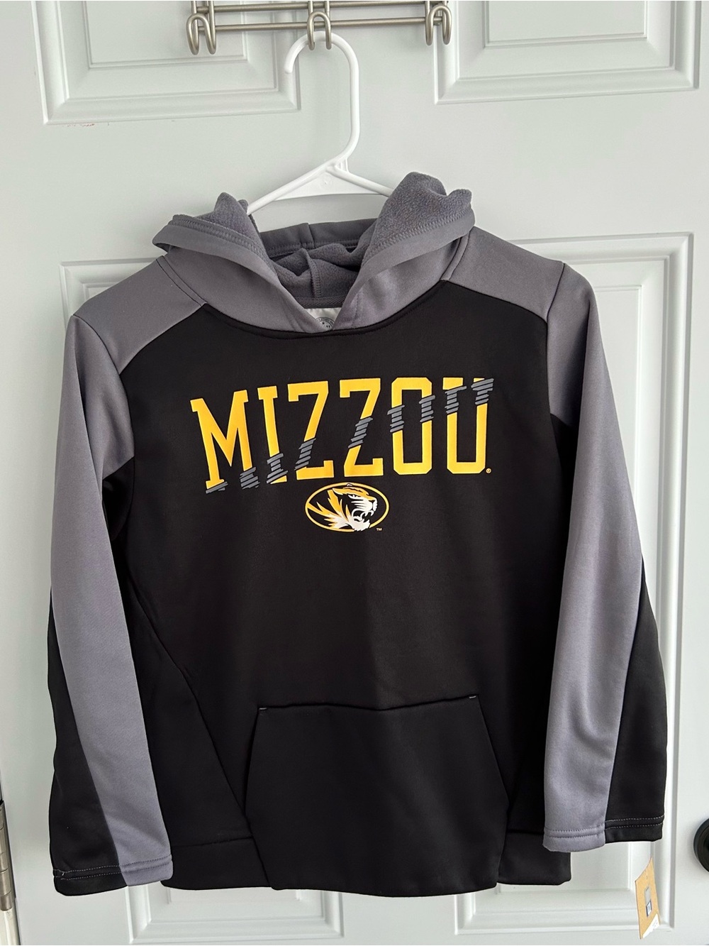 Mizzou Black & Gray Crewneck Hoodie Gold Logo Rivalry Threads Youth M 8/10